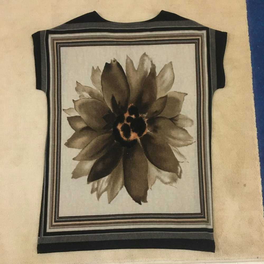 Art × Streetwear × Very Rare Unbranded Flower Tee - image 4