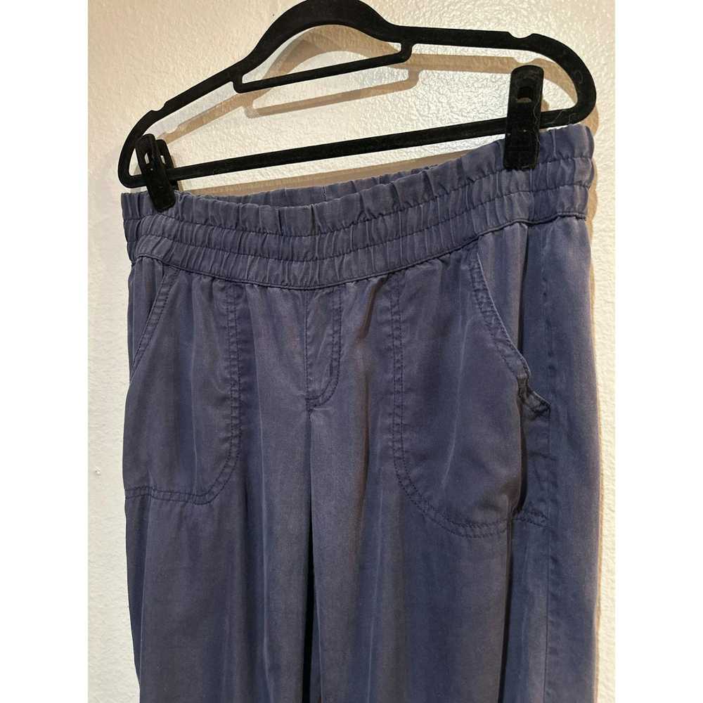 Athleta Athleta Benicia Capri Blue Crop Pants siz… - image 2