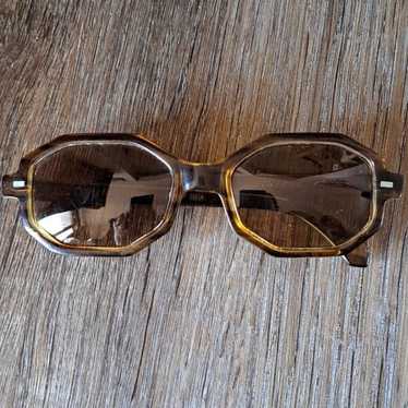 Vintage 1960s Bonjour Polaroid Cool Ray Sunglasses