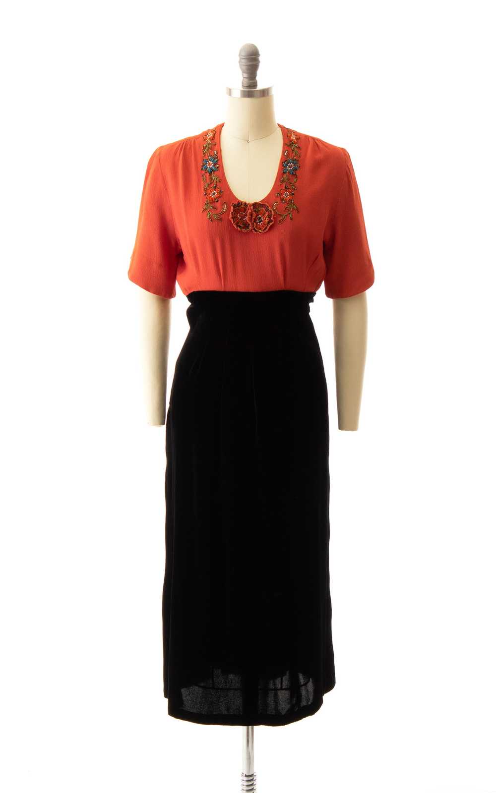 NEW ARRIVAL || 1930s Beaded Crepe & Velvet Dress … - image 1