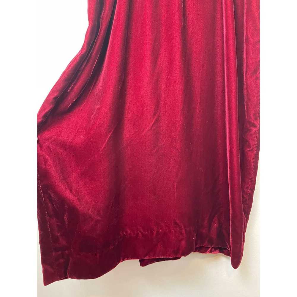 Vintage women’s red velvet midi dress sleeveless … - image 3
