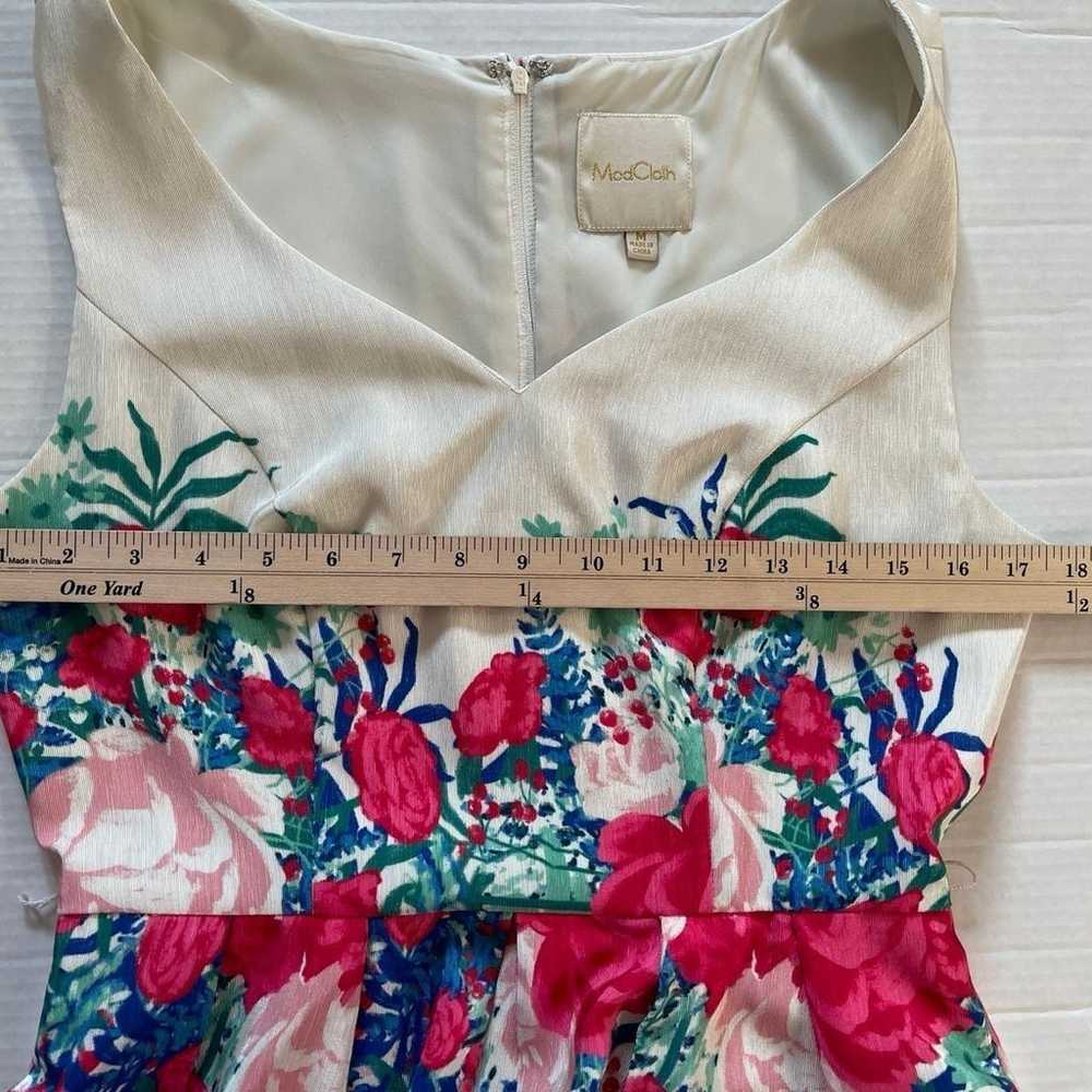 Medium Modcloth Cream Floral Dress w/ Belt V-Neck… - image 11