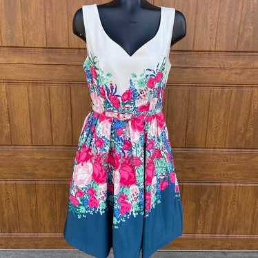 Medium Modcloth Cream Floral Dress w/ Belt V-Neck… - image 1