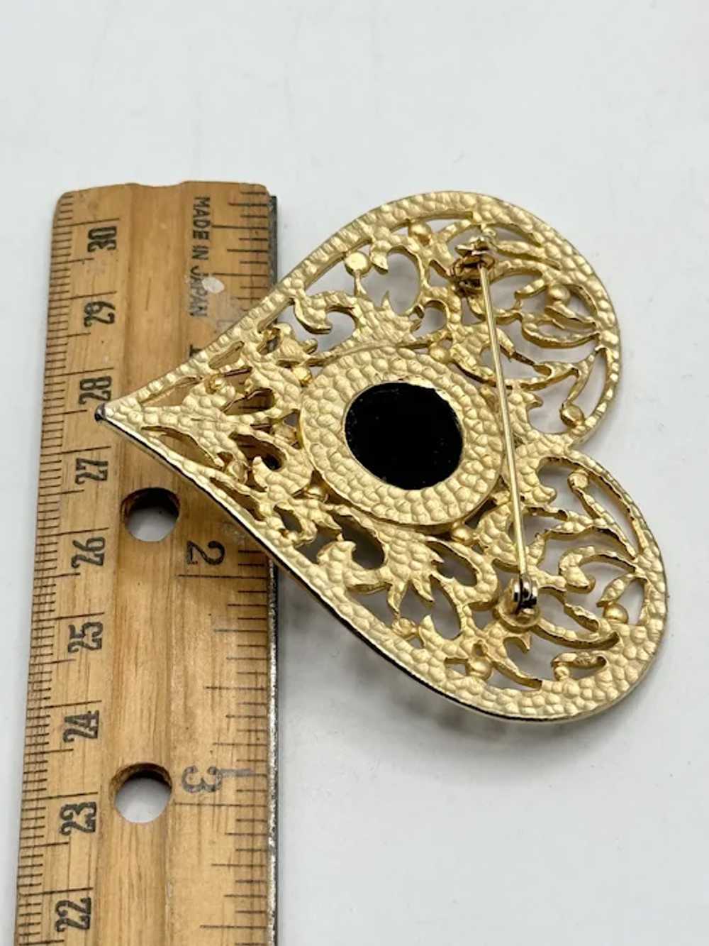 Vintage gold black heart brooch pin - image 5