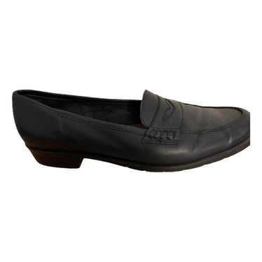 Etienne aigner leather flat Gem