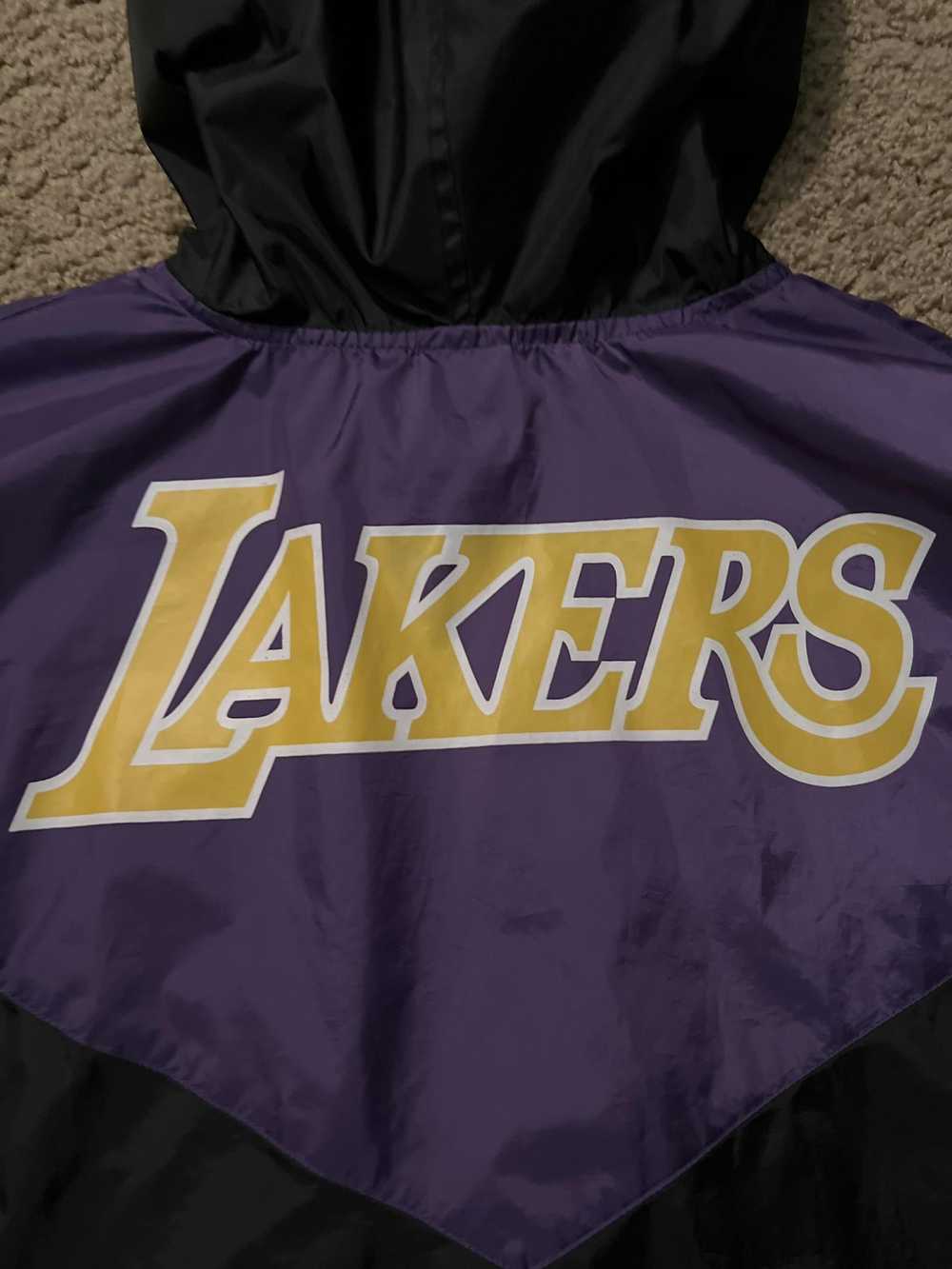 NBA Vintage lakers windbreaker - image 5