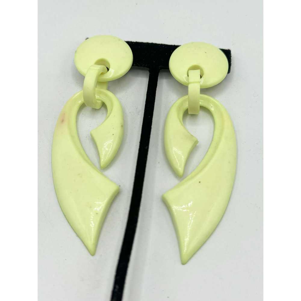 Vintage Vintage neon clip on dangle earrings - image 4