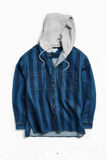 Urban Outfitters UO Printed Denim Hooded Button-Do