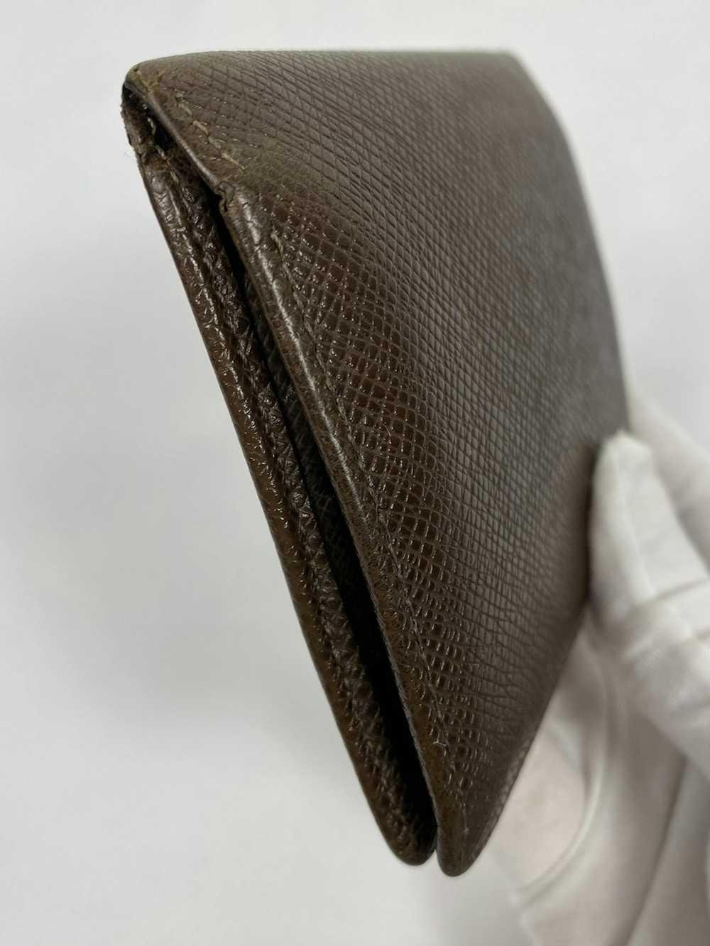 Louis Vuitton Taiga Bifold Wallet - image 10