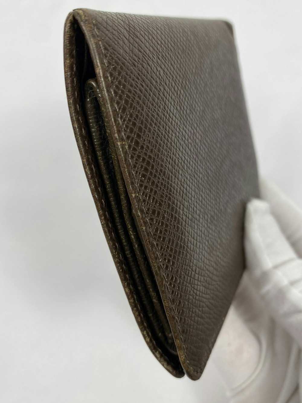 Louis Vuitton Taiga Bifold Wallet - image 11