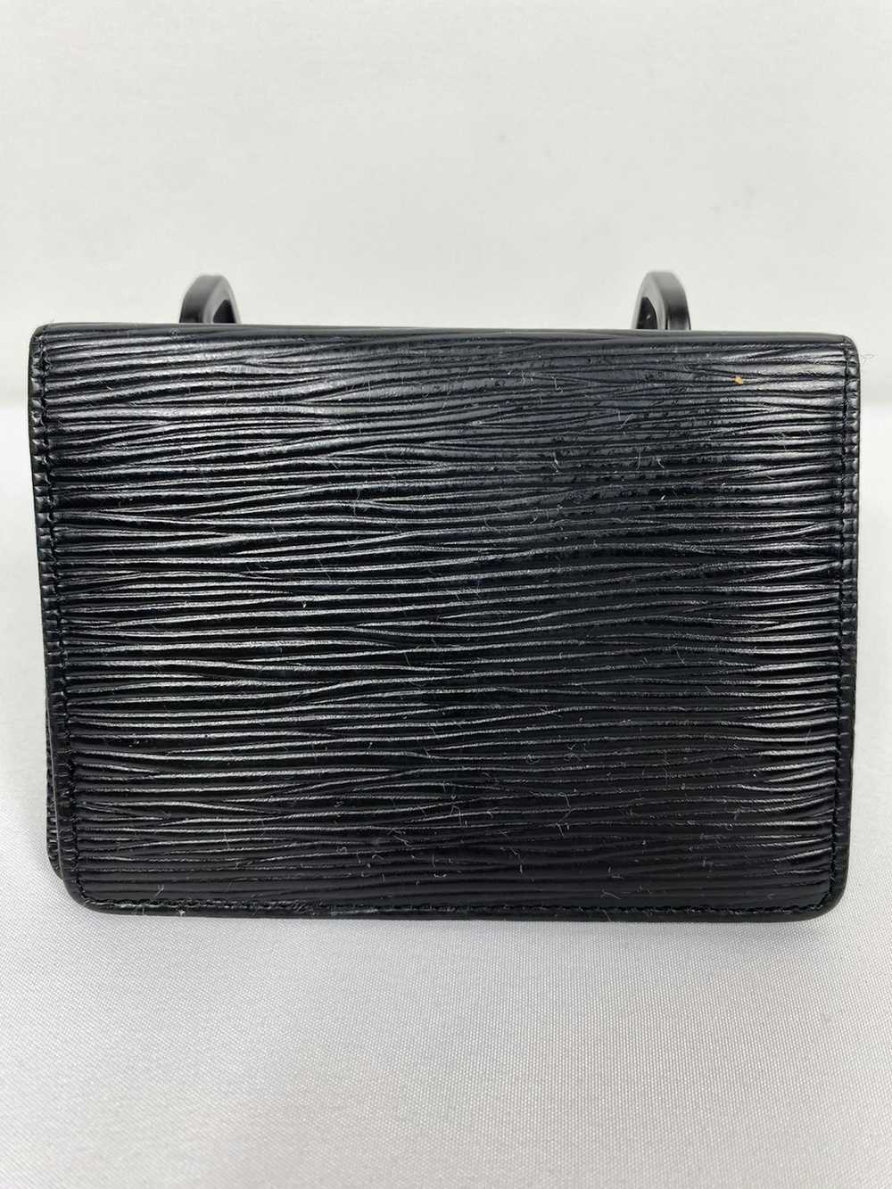 Louis Vuitton EPI Leather Card Holder - image 2