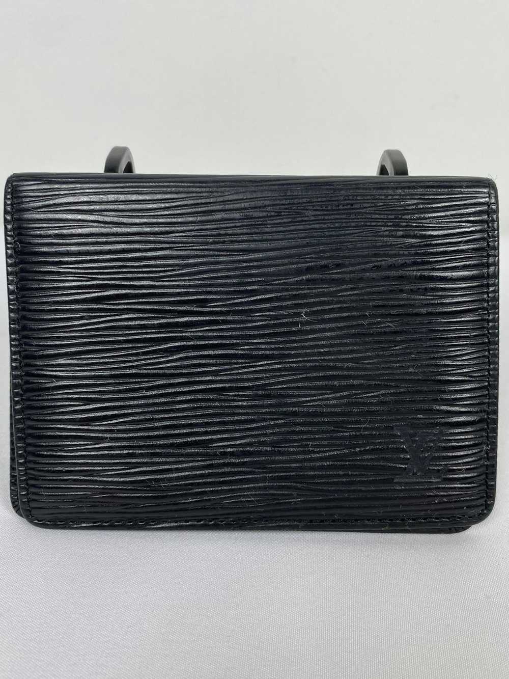 Louis Vuitton EPI Leather Card Holder - image 3