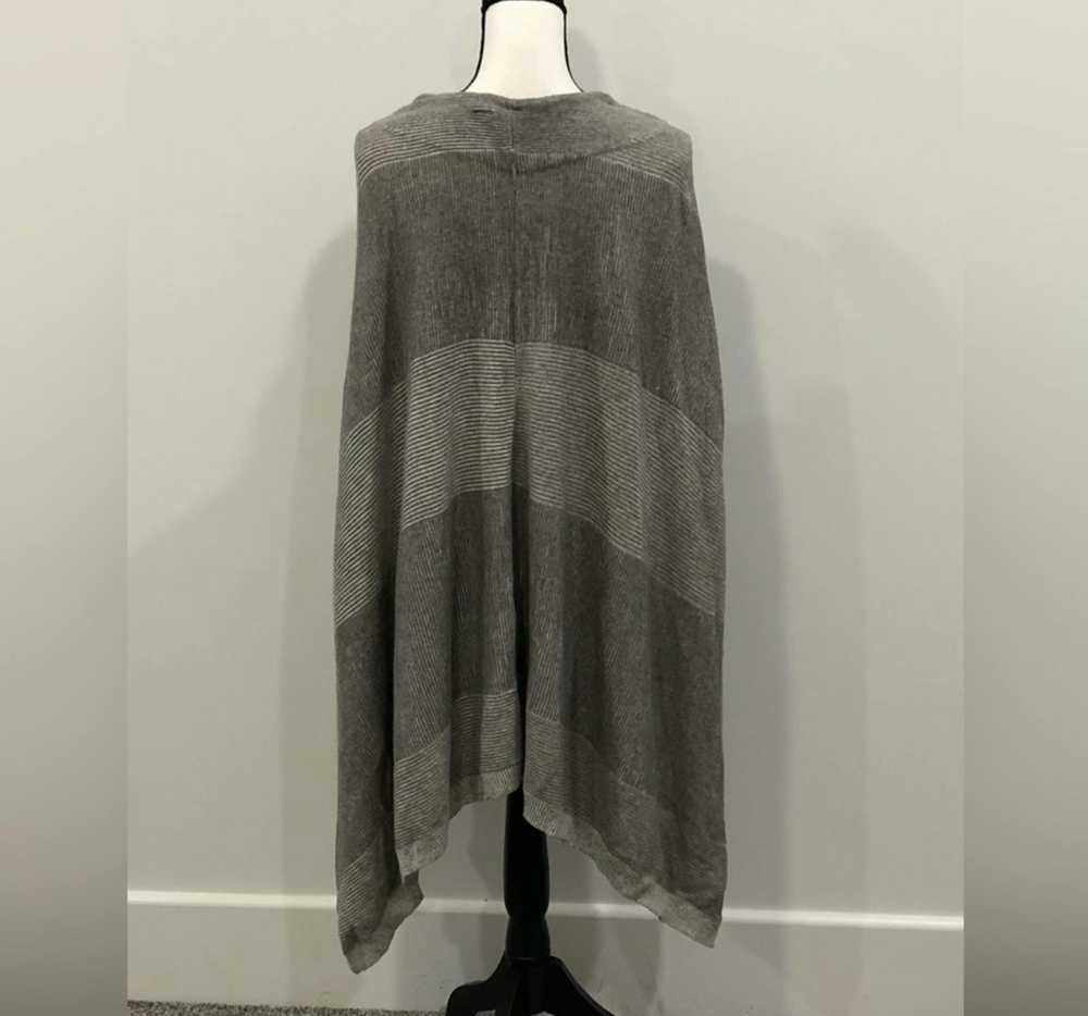 Anthropologie Moth- Anthropologie Sweater Poncho - image 4