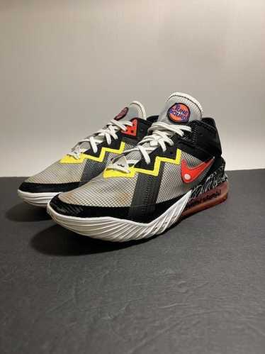 ナイキ NIKE ×SPACE PLAYERS レブロン18 非売品】ナイキ レブロン 18 PE 