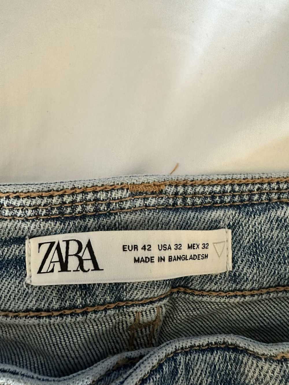 Zara ZARA SKINNY RIPPED JEANS - image 5