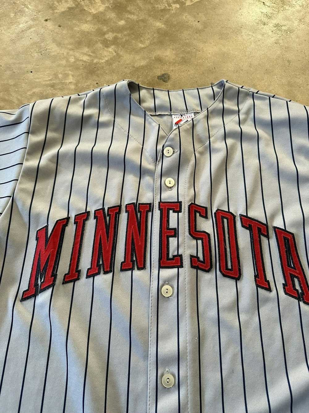 MLB × Streetwear × Vintage Vintage 90s Minnesota … - image 3