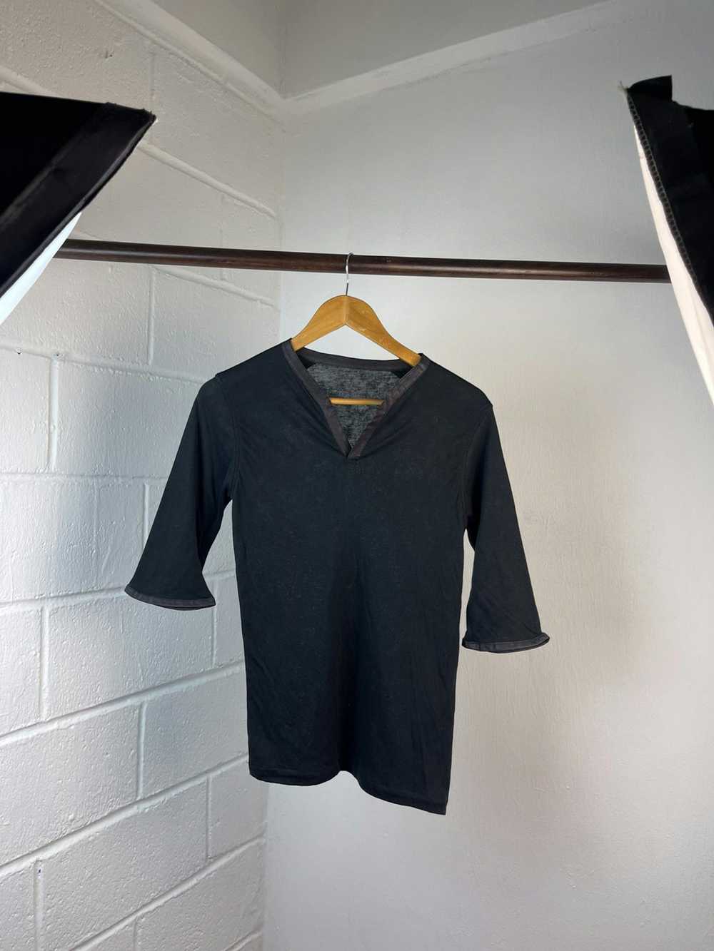 Giorgio Brato Giorgio Brato V Neck Leather Tee - image 4