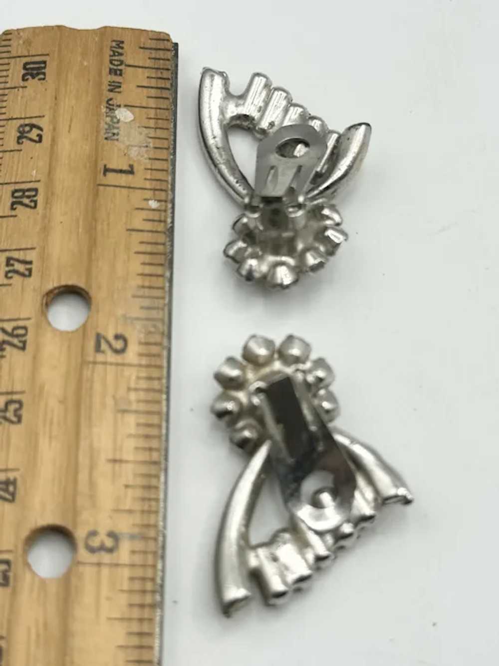 Vintage floral rhinestone silver clip on earrings - image 5