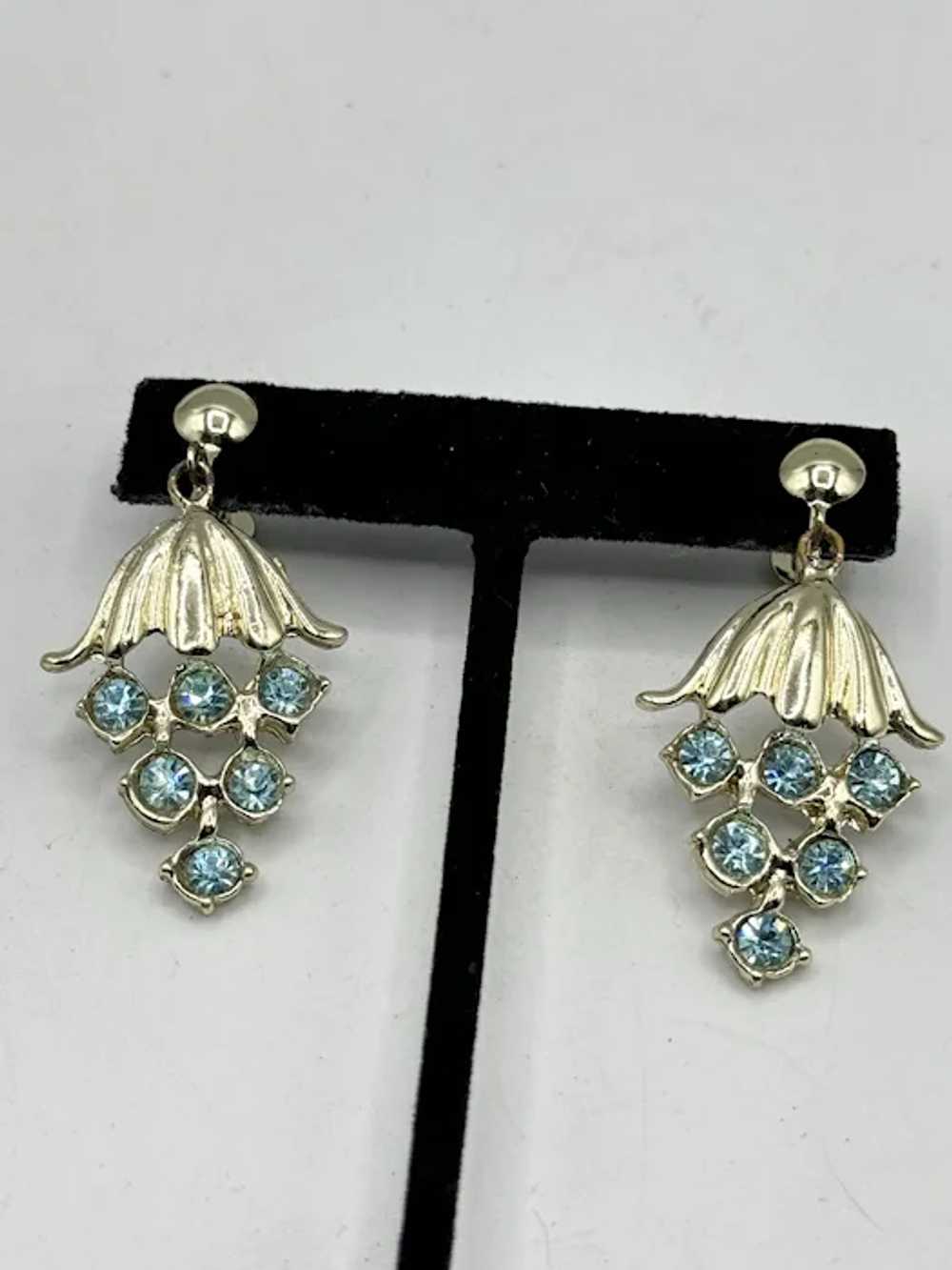 Vintage blue rhinestone dangle drop earrings - image 4