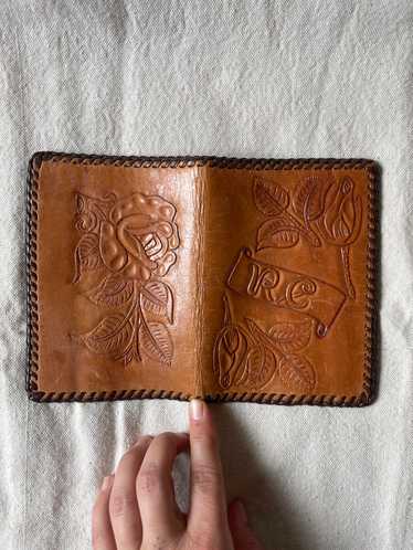 70s tooled leather wallet / 1970s leather bifold … - image 1