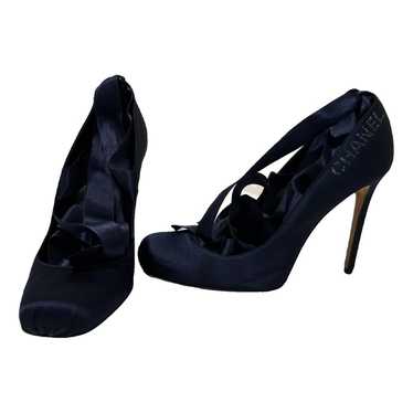 Chanel Cloth heels - image 1