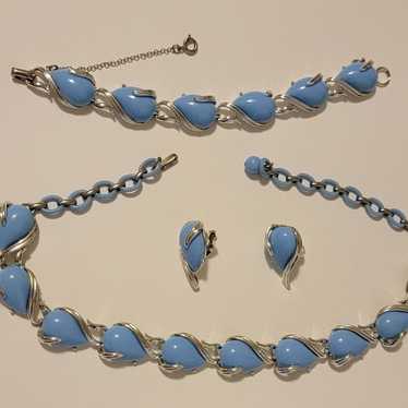 Vintage Coro Jewelry Set - image 1
