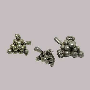 Vintage Mexican silver grapes earrings set