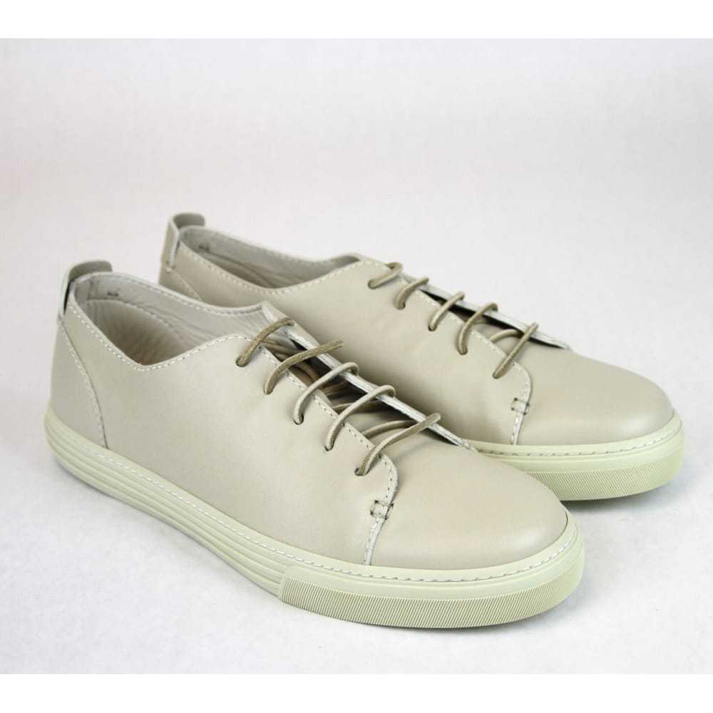 Gucci Leather low trainers - image 8