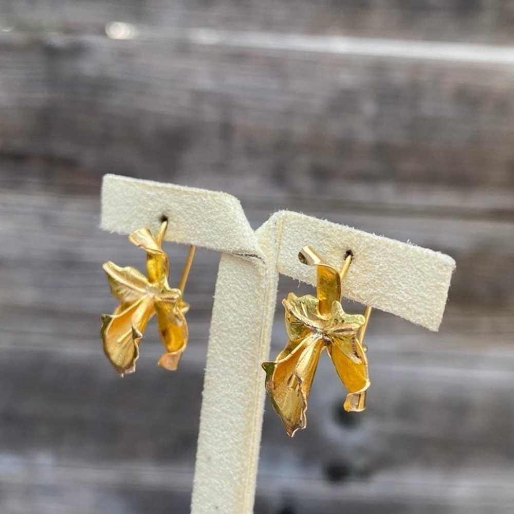 18k solid yellow gold Orchid flower floral earrin… - image 2