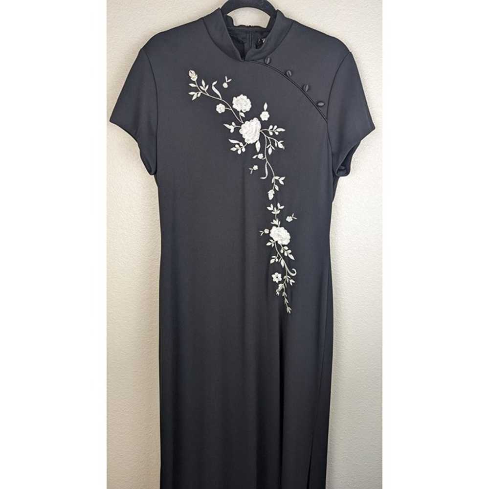 Vintage Black Floral Embroidered Asian Inspired M… - image 2