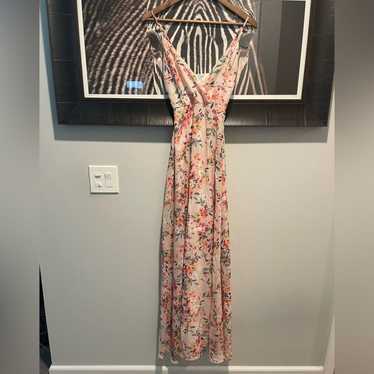 NWOT Lulus Floral Maxi Dress