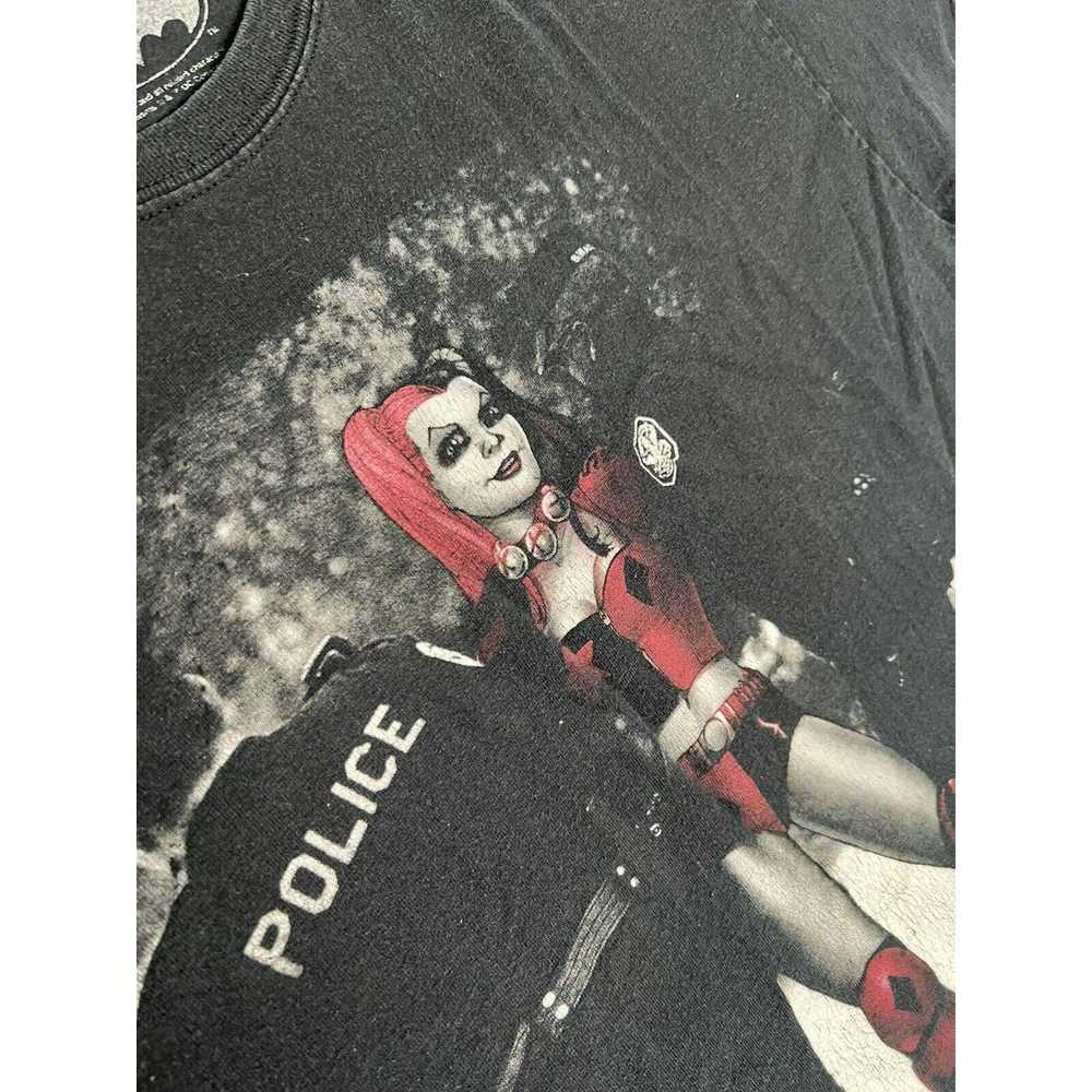 Batman Vintage Harley Quinn T-Shirt Size Large DC… - image 4