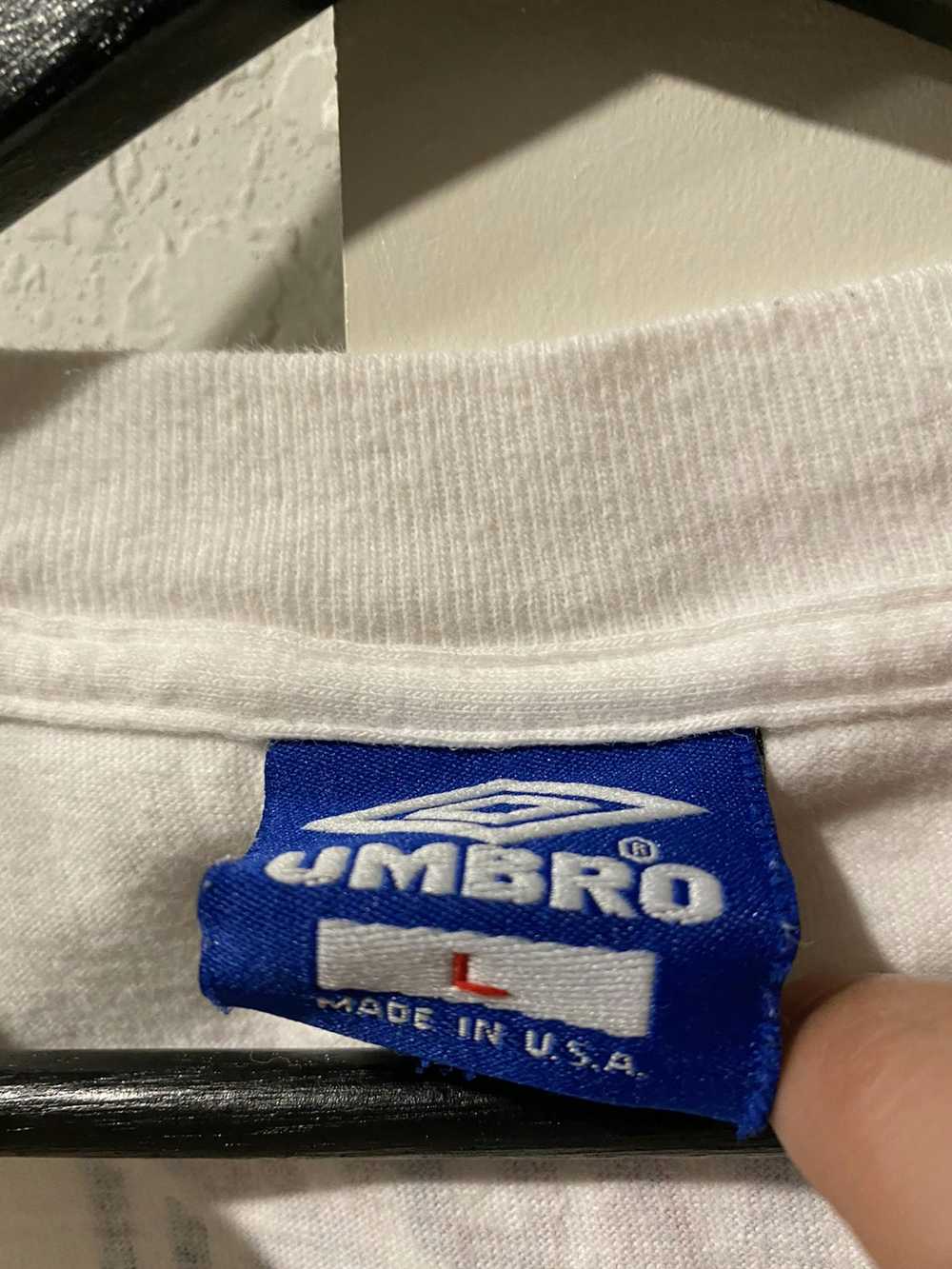 Made In Usa × Umbro × Vintage VINTAGE UMBRO TEE - image 3