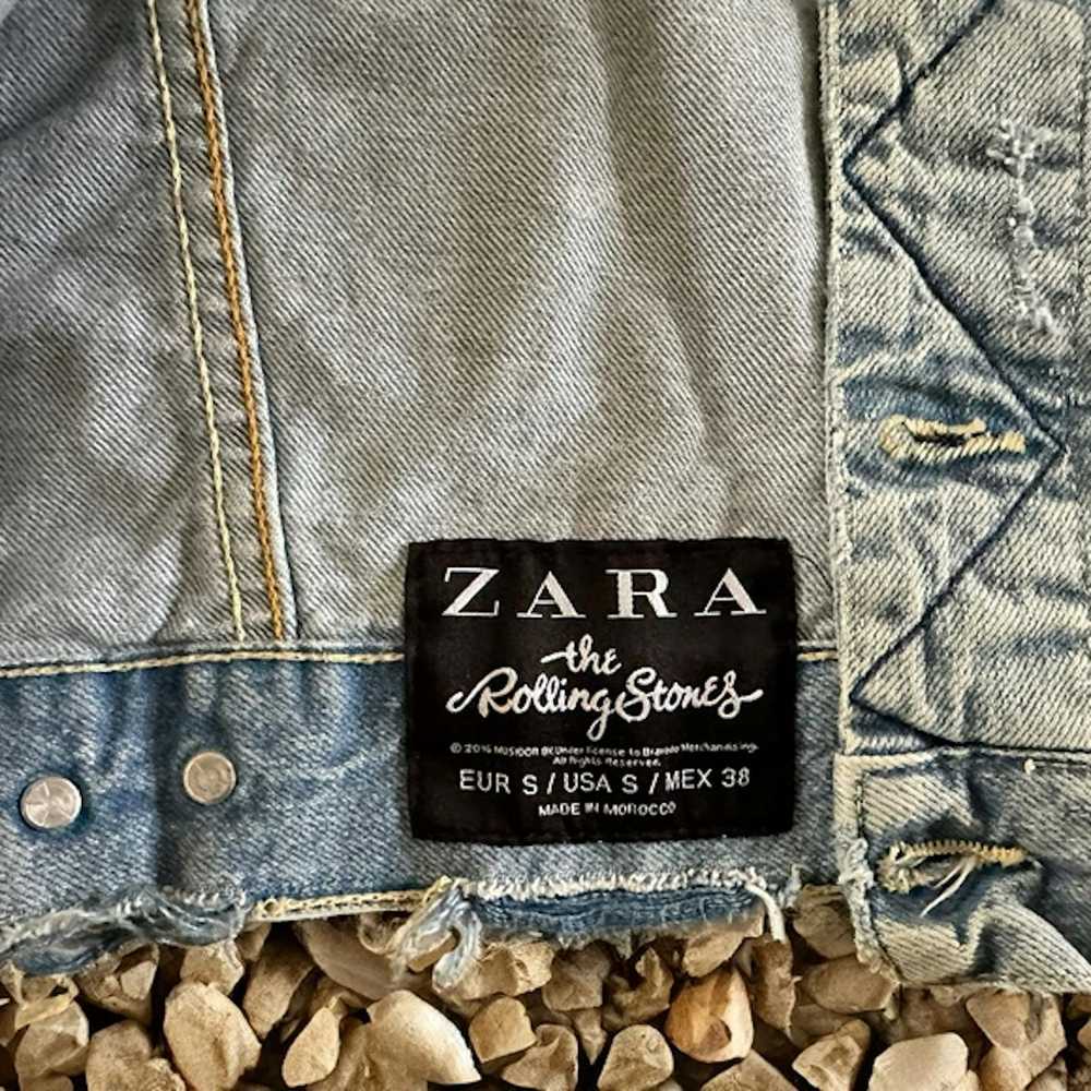 Zara Rolling Stone Denim Distressed Jacket by 197… - image 6