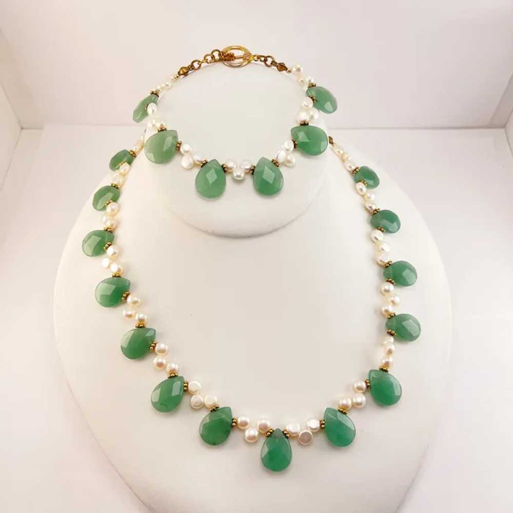 Green Chalcedony and Freshwater Pearl Necklace an… - image 2