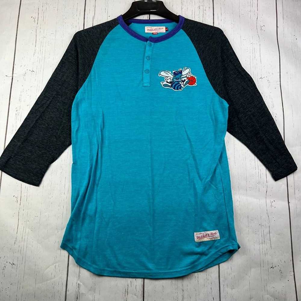 Charlotte Hornets NBA Large Mitchell & Ness Shirt… - image 1