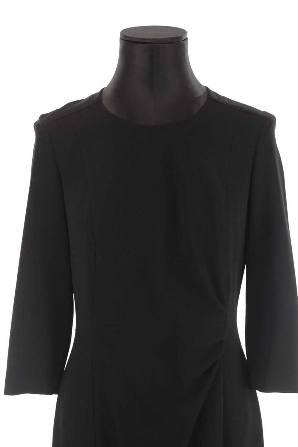 Circular Clothing Robe Boss noir. Matière princip… - image 2