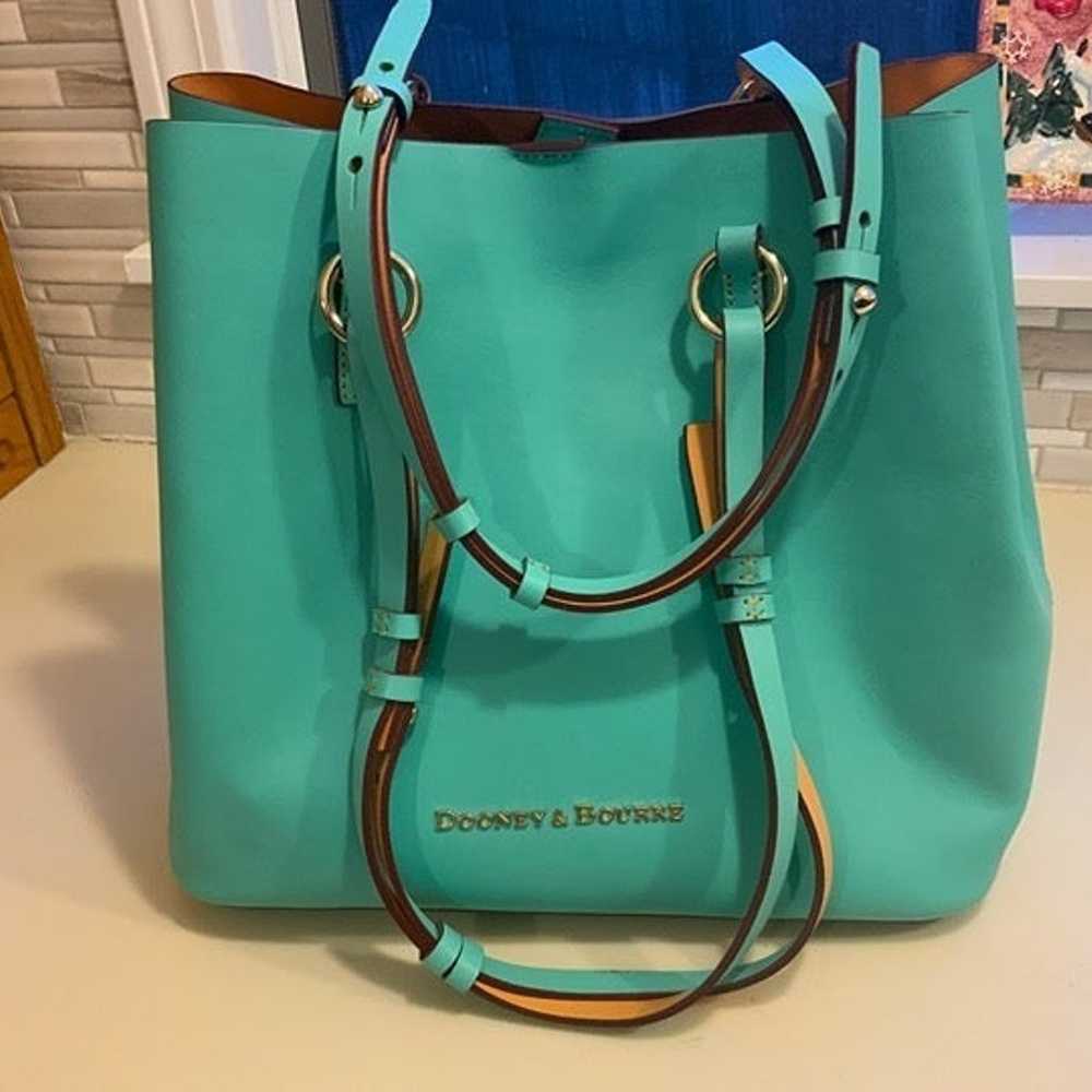 Dooney & Bourke Montecito Briana Purse Handbag. - image 1