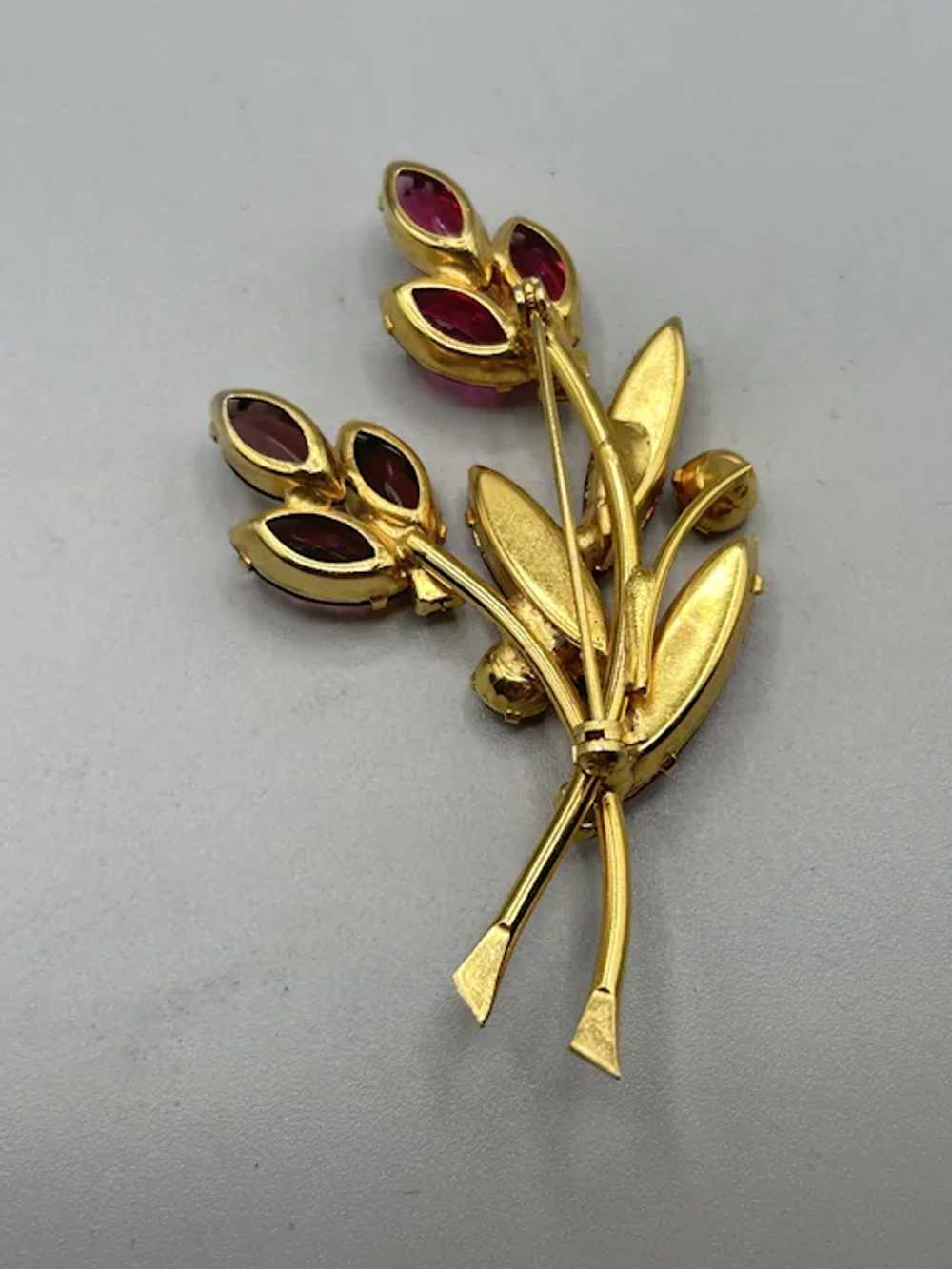 Vintage Navette Red Rhinestones Pin Brooch Gold T… - image 7