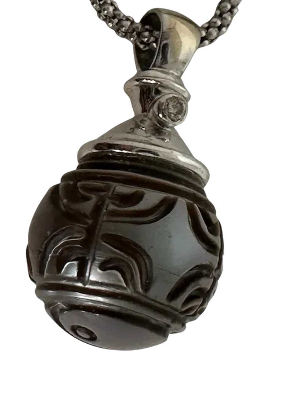 14K WG Carved Black Pearl Pendant - image 2