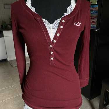 Y2k hollister Burgundy ribbed button up Henley
