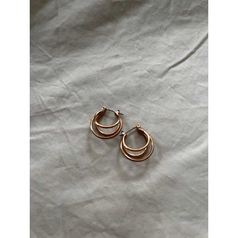 Vintage Gold Tone Triple Hoop Pierced Earrings - image 2