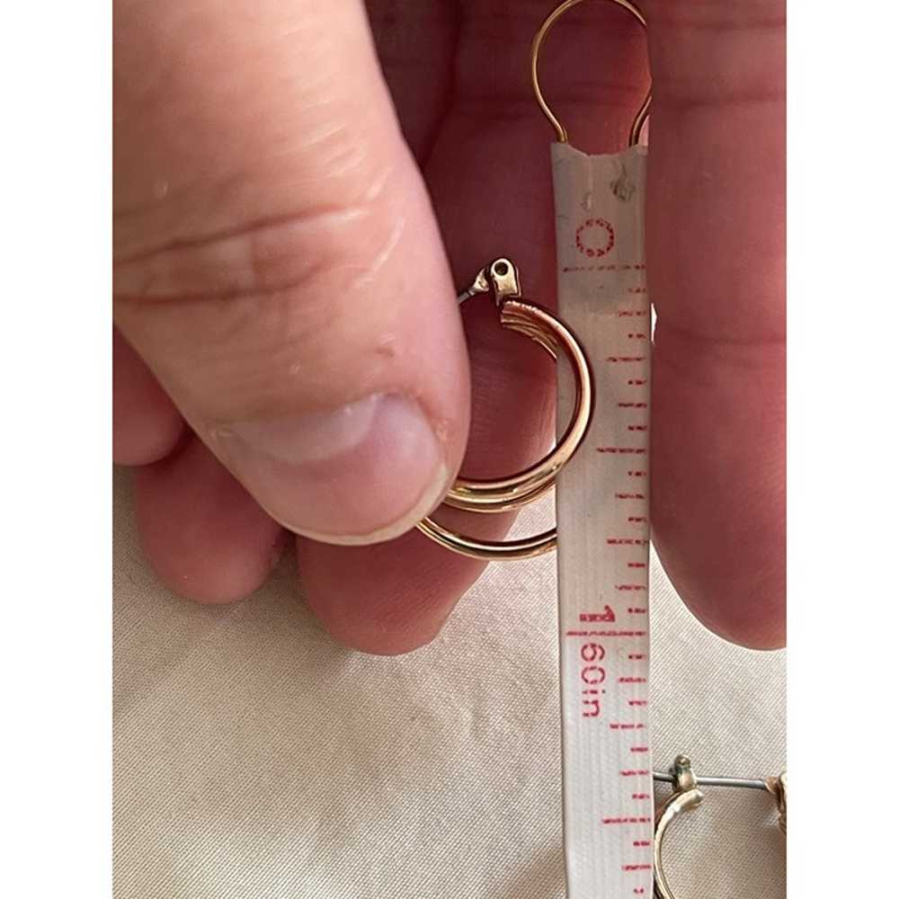 Vintage Gold Tone Triple Hoop Pierced Earrings - image 9