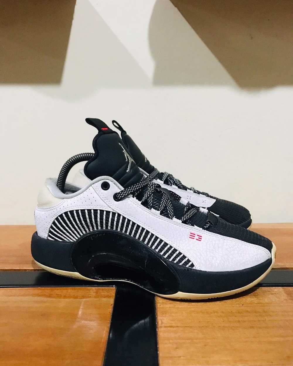 Jordan Brand AIR JORDAN 35 LOW PF WHITE BLACK - image 10