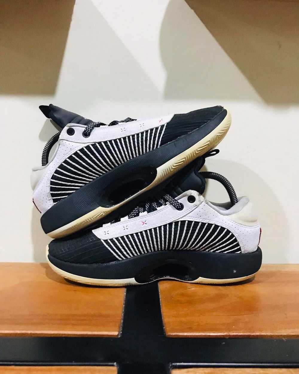 Jordan Brand AIR JORDAN 35 LOW PF WHITE BLACK - image 6