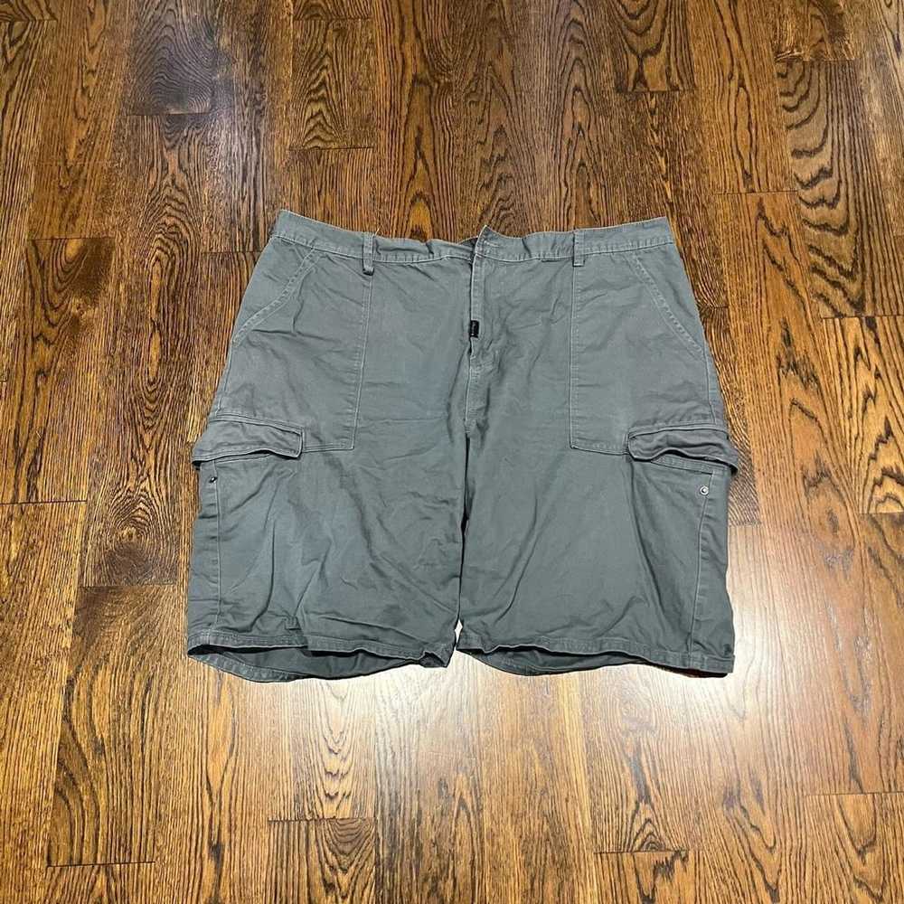 vintage 2000s baggy wide leg grey lrg cargo shorts - image 2