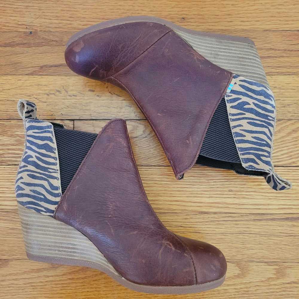 Toms Toms 7 Brown Chunky Wedge Zebra Print Bootie… - image 6