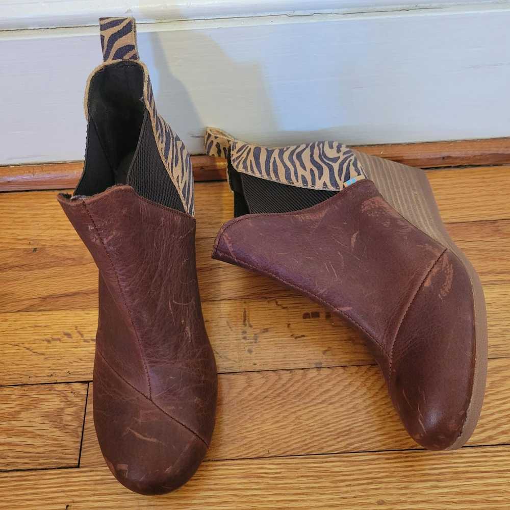 Toms Toms 7 Brown Chunky Wedge Zebra Print Bootie… - image 9