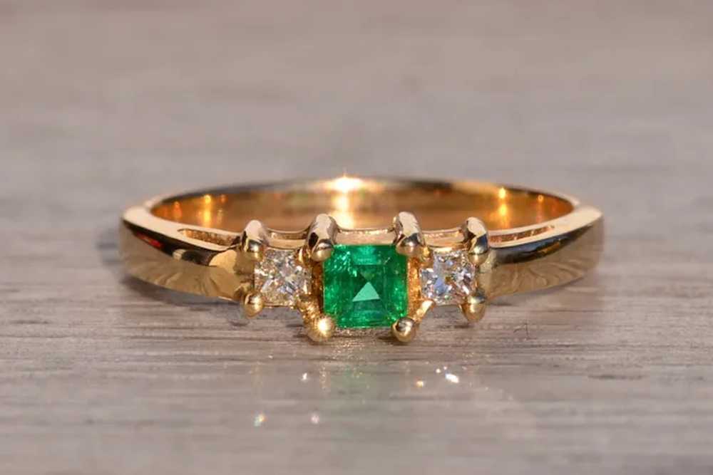 Natural Emerald and Diamond Three Stone Ring in Y… - image 2