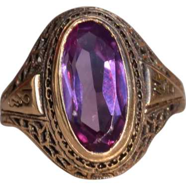 Elongated Oval Sapphire in Antique Filigree Ring